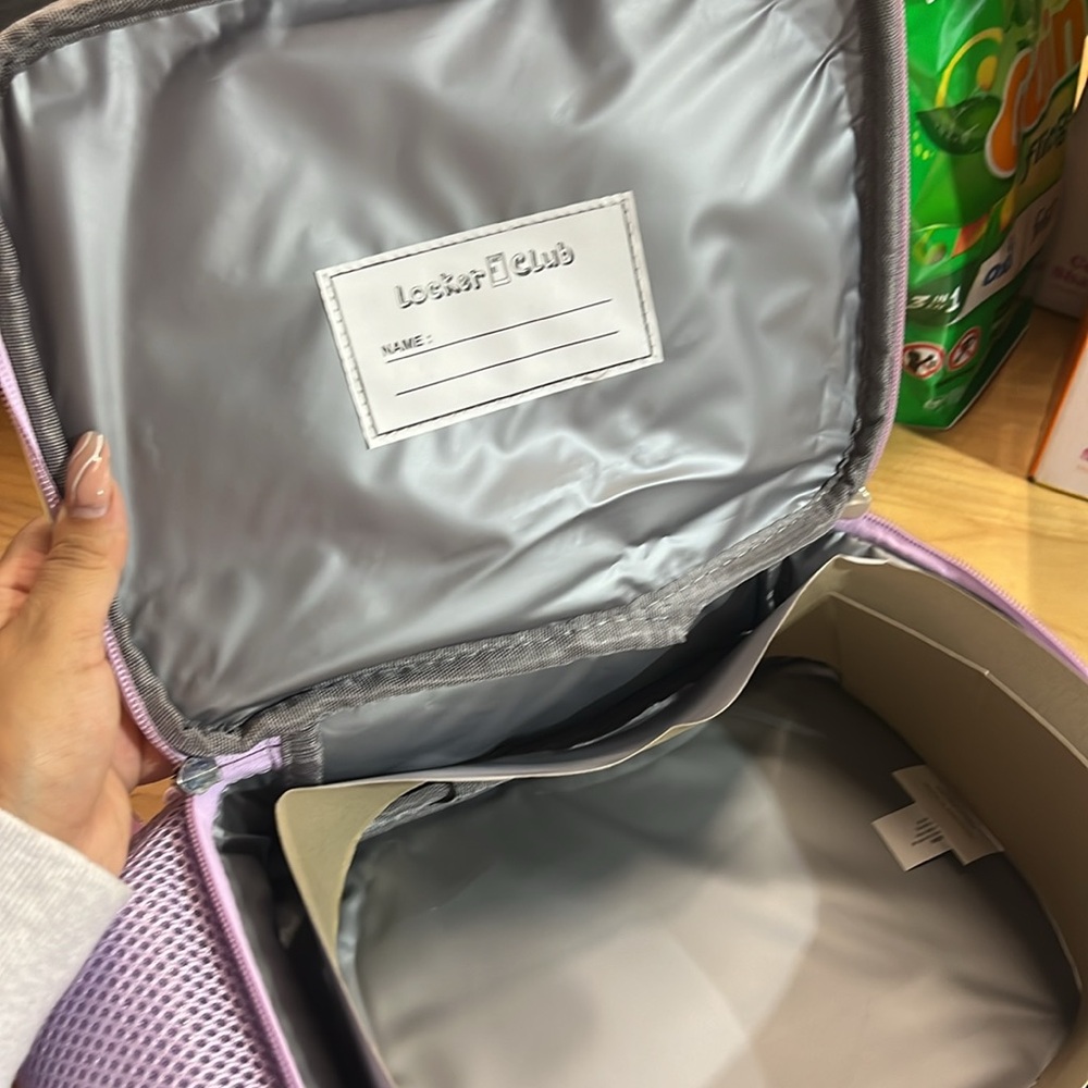 Lunch box - Picture 2 of 3